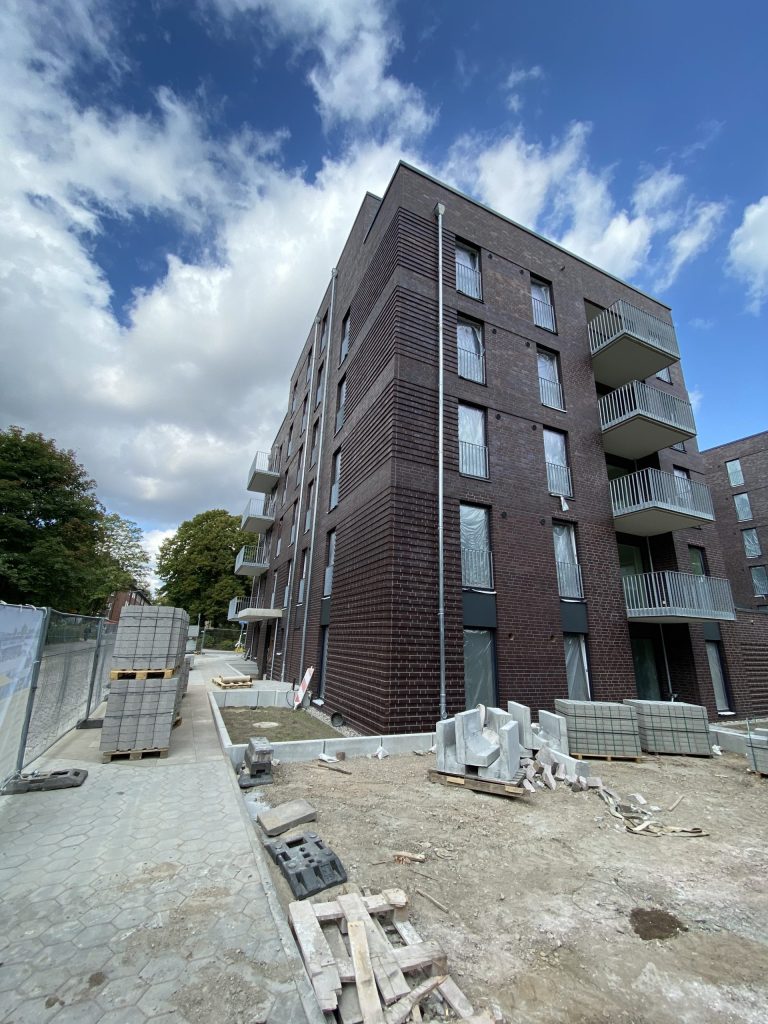 20-09-24 12-57-49 2611